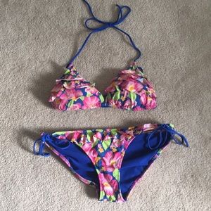 Hollister Floral Ruffle Bikini Set